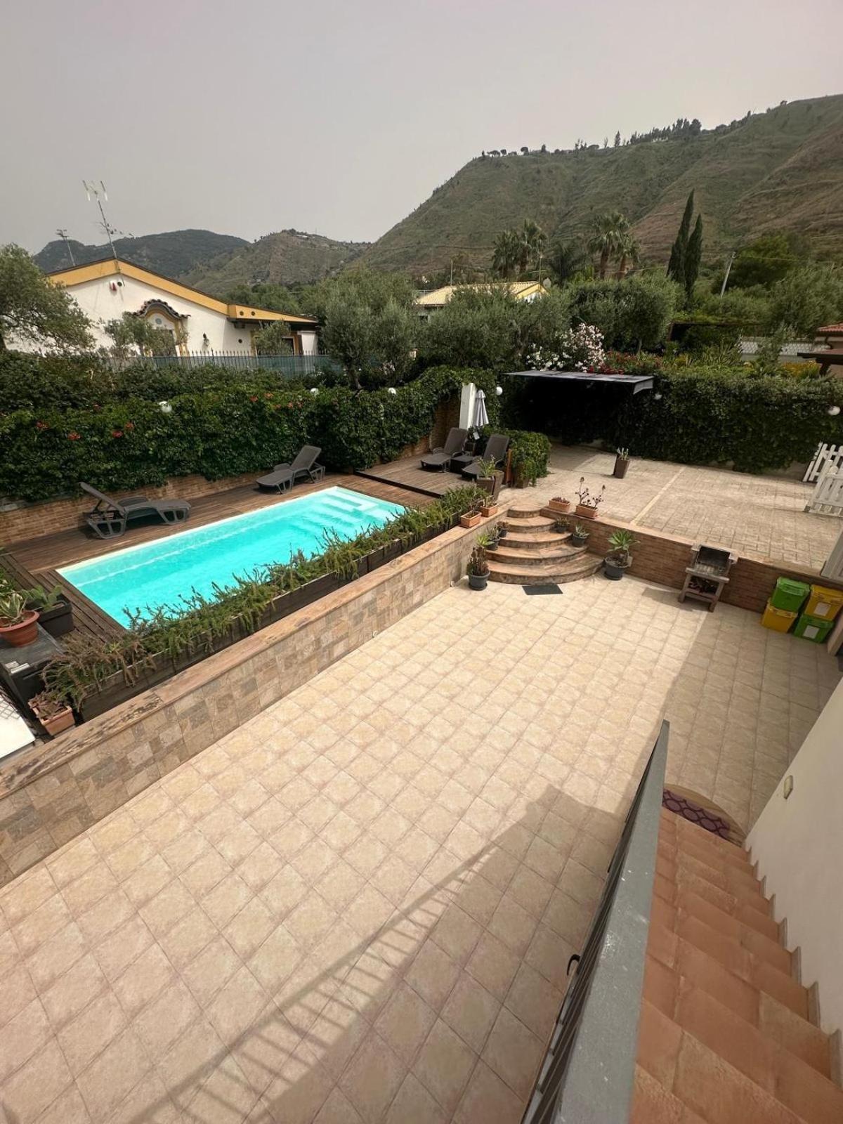 Villa Giorgia 切法卢 外观 照片