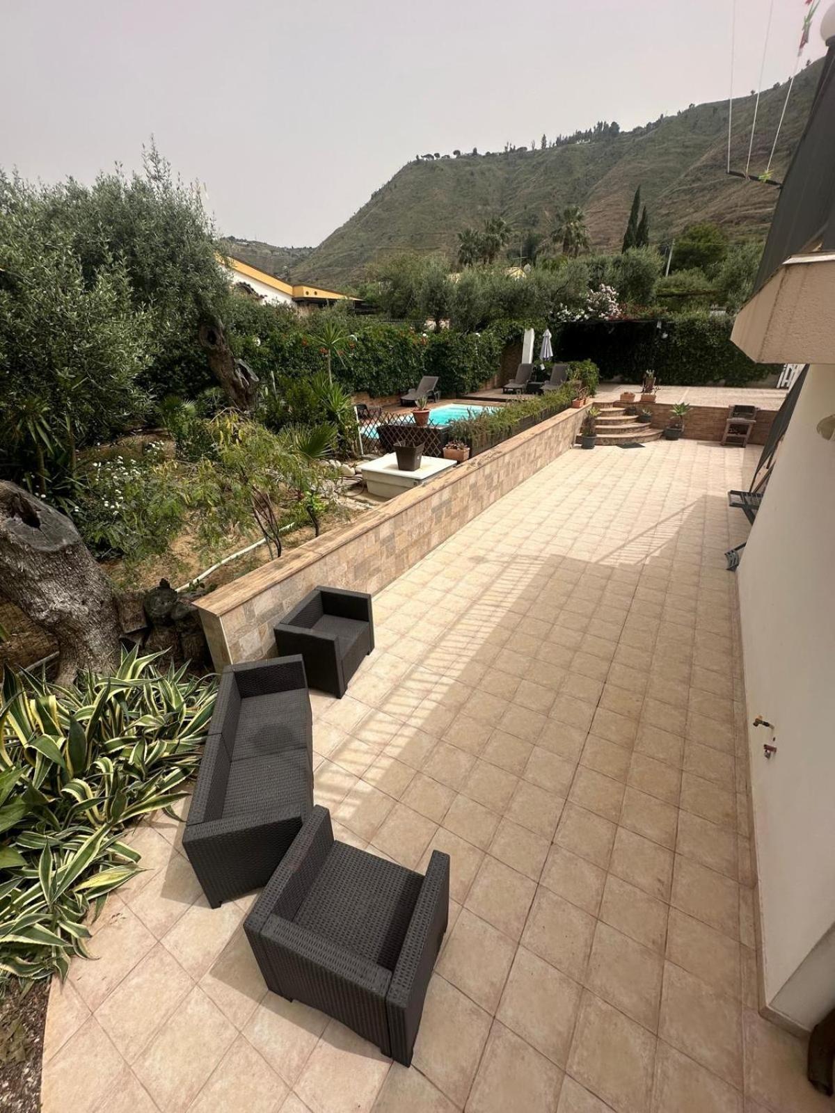 Villa Giorgia 切法卢 外观 照片
