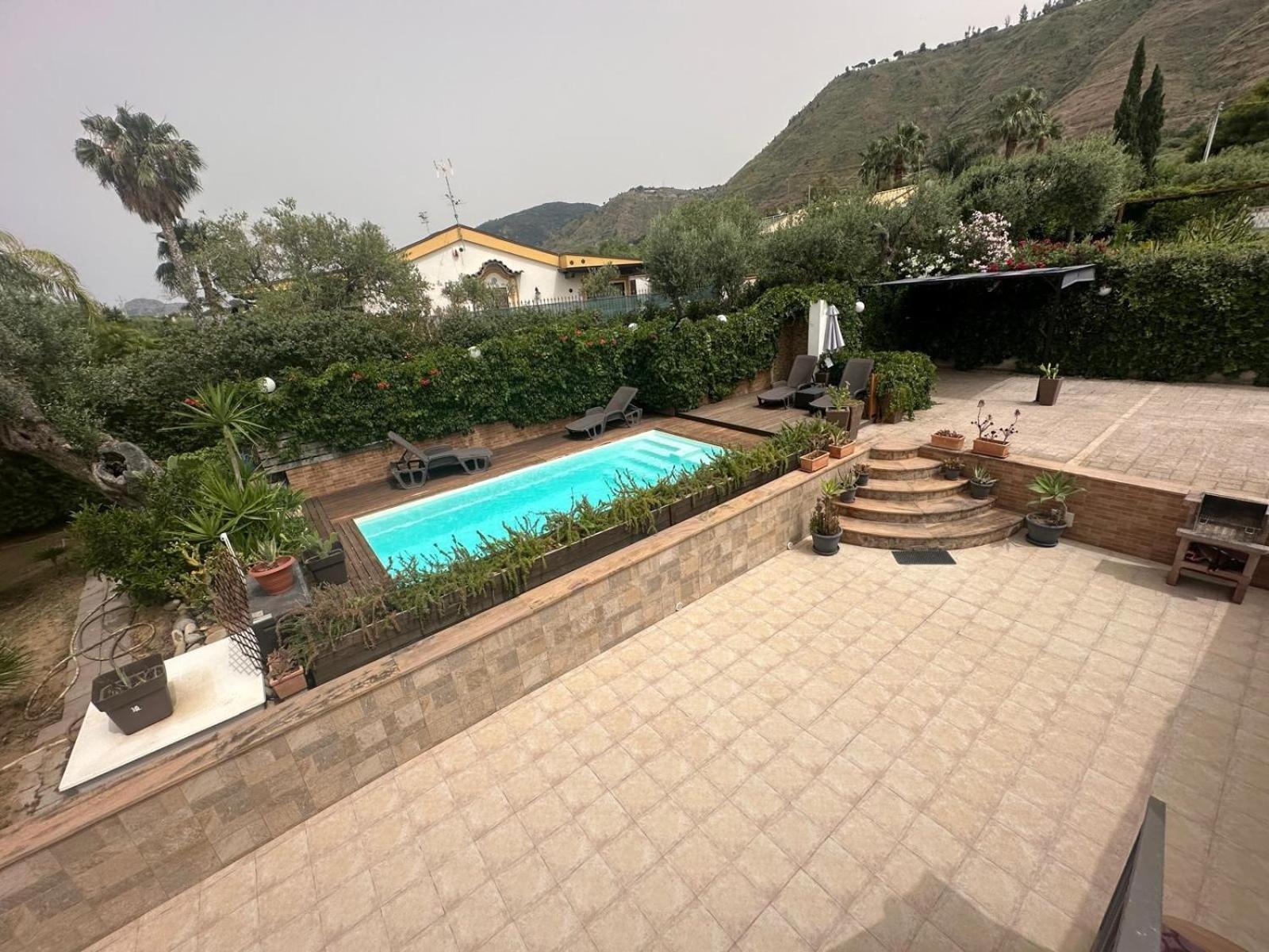 Villa Giorgia 切法卢 外观 照片
